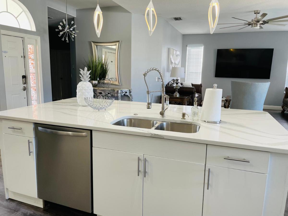 Paradise Heated Pool Home Near Img And Siesta Key Beach Bradenton Bagian luar foto